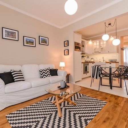 Cо́Coellie - Aesthetic 2Bd Apt Near National Palace By Flat Mаnager โซเฟีย ภายนอก รูปภาพ