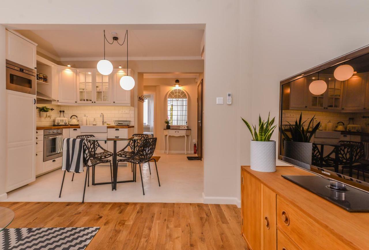Cо́Coellie - Aesthetic 2Bd Apt Near National Palace By Flat Mаnager โซเฟีย ภายนอก รูปภาพ