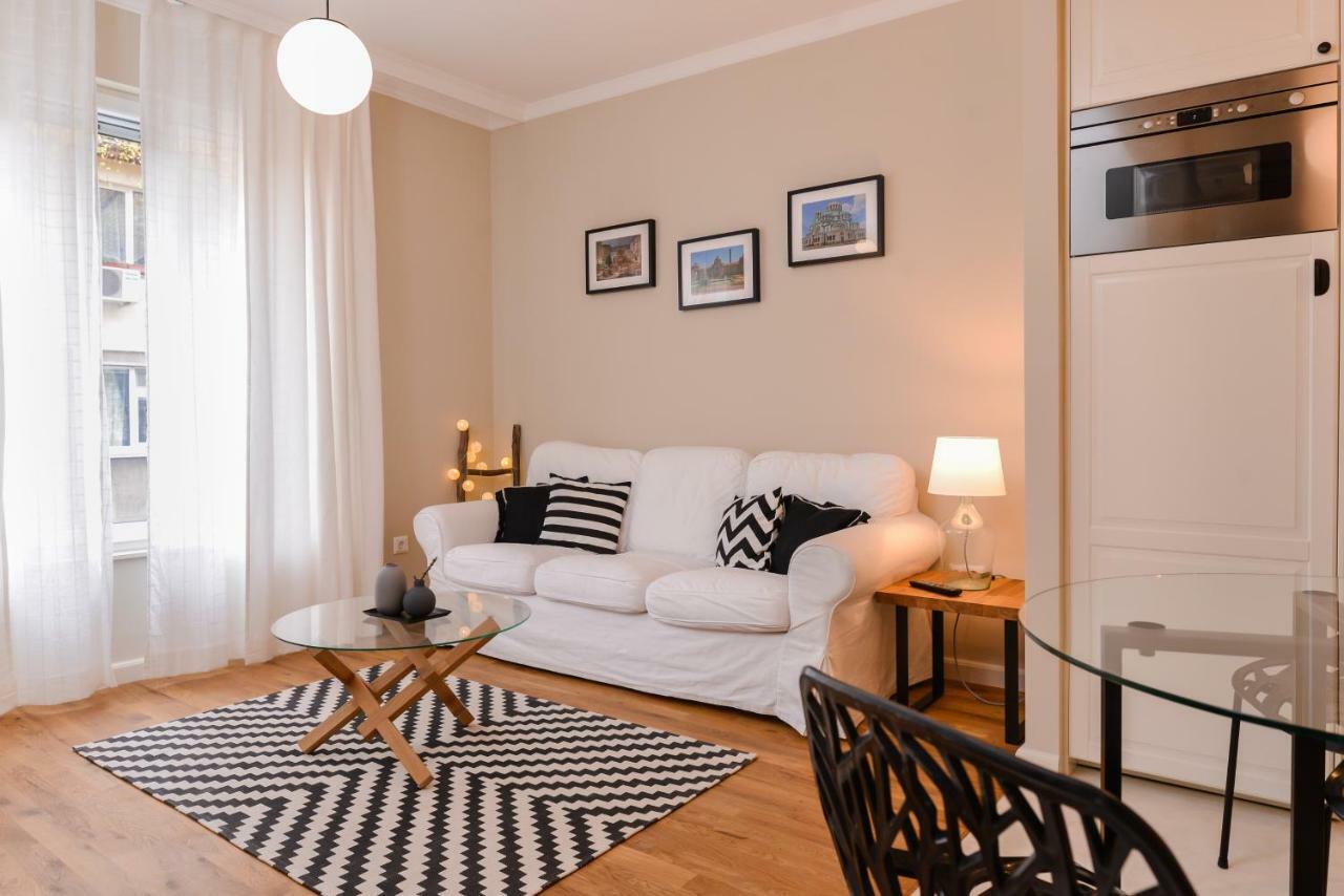 Cо́Coellie - Aesthetic 2Bd Apt Near National Palace By Flat Mаnager โซเฟีย ภายนอก รูปภาพ
